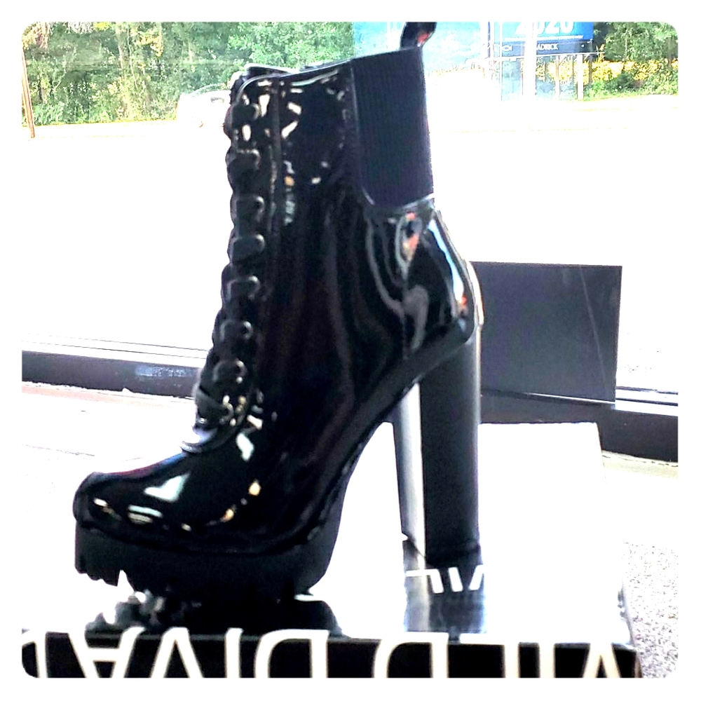 Patent leather Ankle Boot